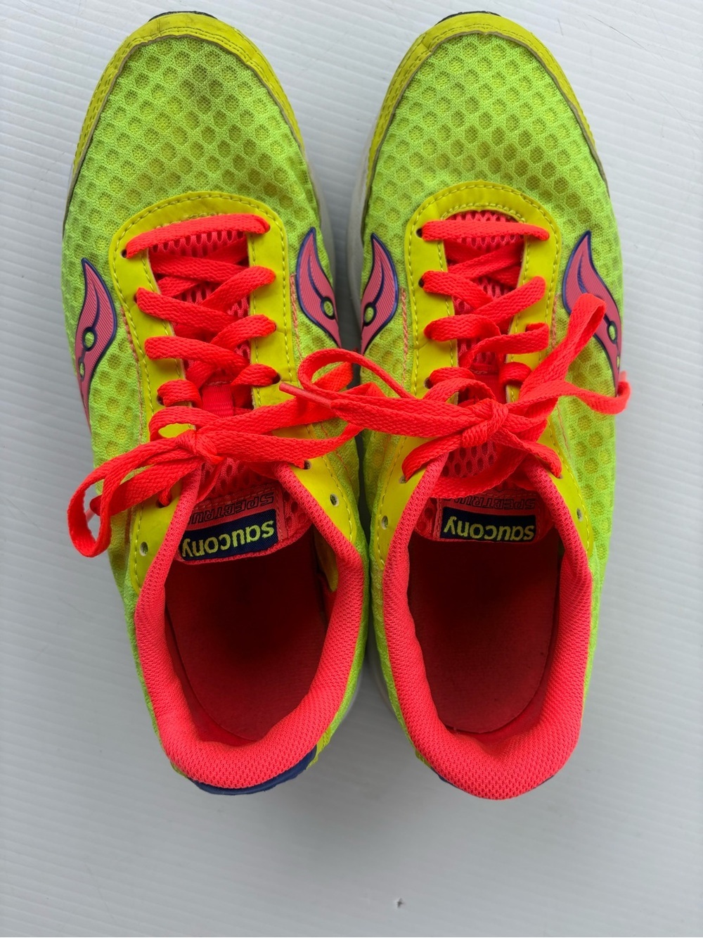 Saucony Grid Spectrum Neon Yellow with Hot Pink Lace Athletic Shoes